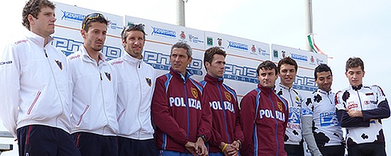 La squadra delle Fiamme oro campione d'Italia nel duathlon