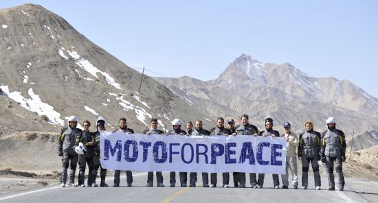 La missione in Tibet di MotoForPeace