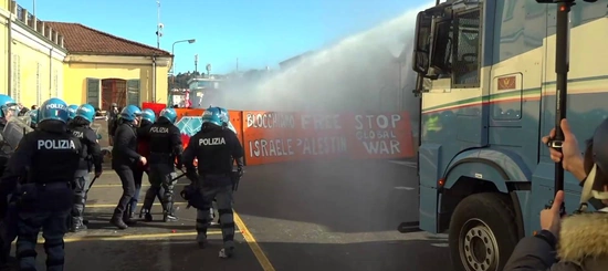 Vicenza: denunciati 17 attivisti per scontri contro le Forze dell’ordine
