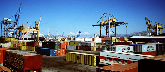 Container in un porto