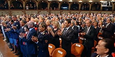 Il pubblico del Teatro comunale di Ferrara, durante lo spettacolo del 