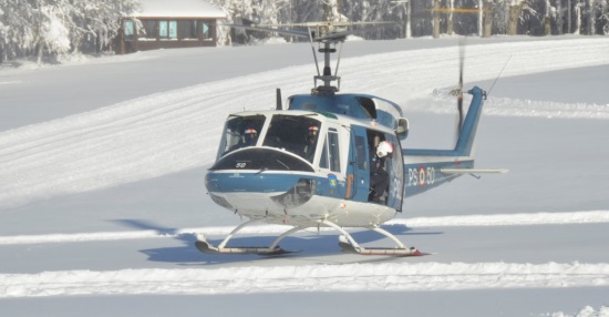 esercitazione elicottero polizia sulla neve