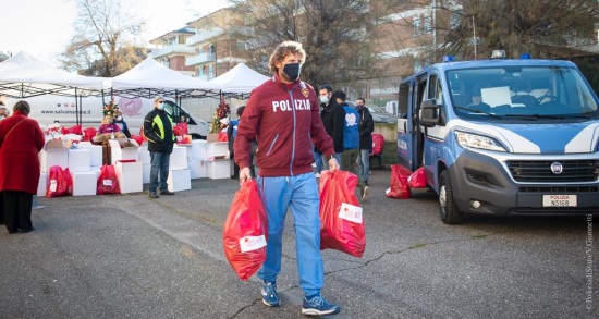 solidarietà fiamme oro