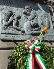 La lapide commemorativa della strage di via Carini