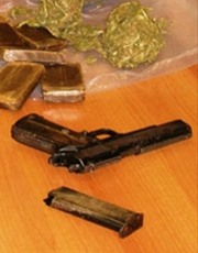 armi e droga sequestrate
