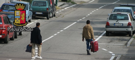 Profughi in partenza per il nord Europa