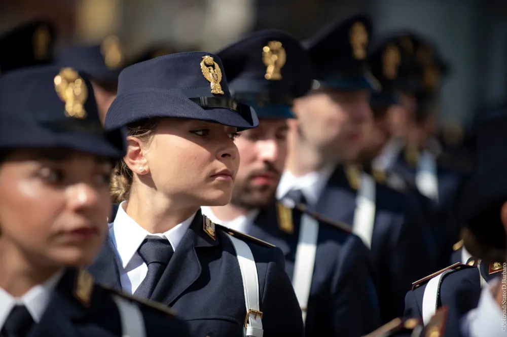 La cerimonia a Trieste del giuramento 220° allievi agenti