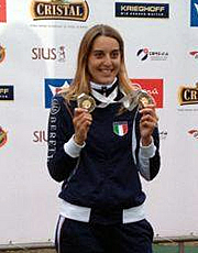 Jessica Rossi con la medaglia d'oro