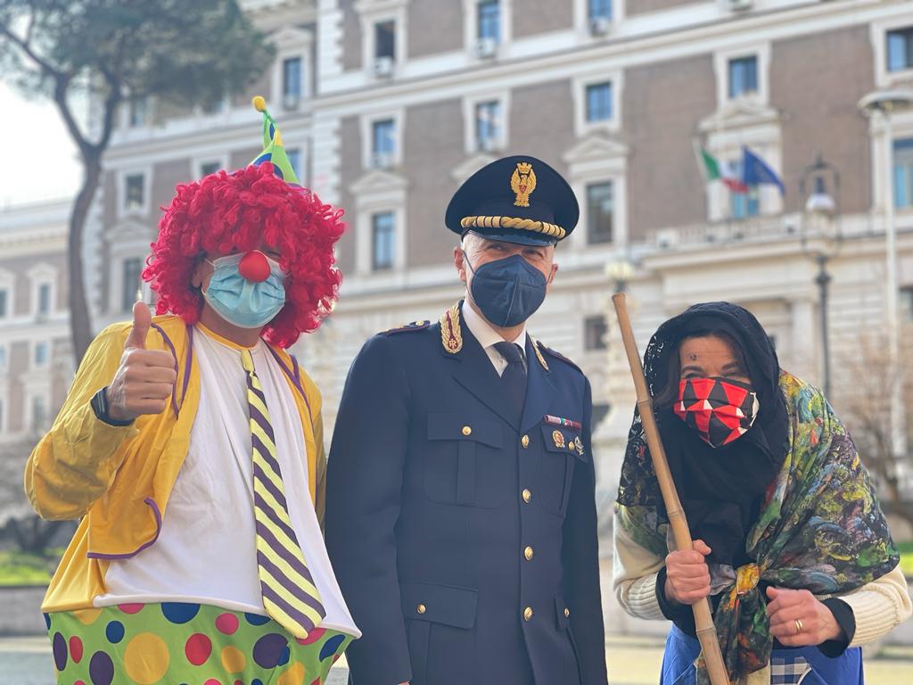 La Befana della Polizia di Stato all'Ospedale Gemelli di Roma