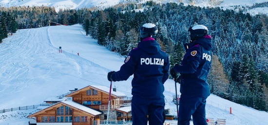 poliziotti in montagna