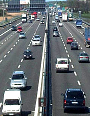 Macchine in autostrada