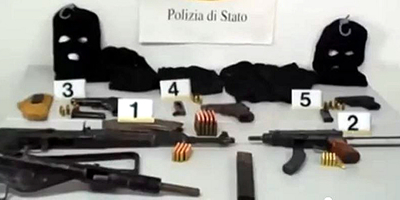Le armi sequestrate a Catania