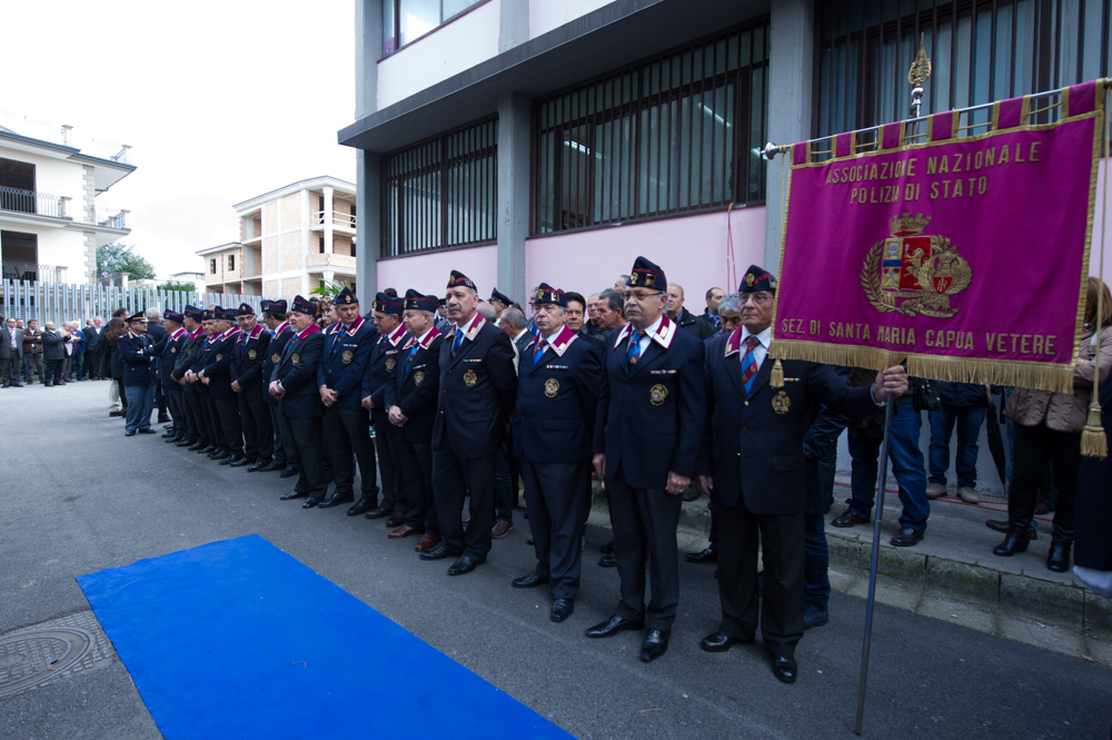 Appartenenti all'Associazione nazionale della Polizia di Stato a Marcianise durante l'inaugurazione della palestra di pugilato