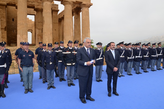 Il vice capo della Polizia Nicola Izzo a Agrigento in occasione del 160° anniversario della fondazione