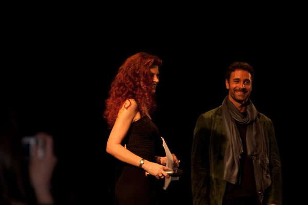 Paola Saluzzi con l'attore Raul Bova