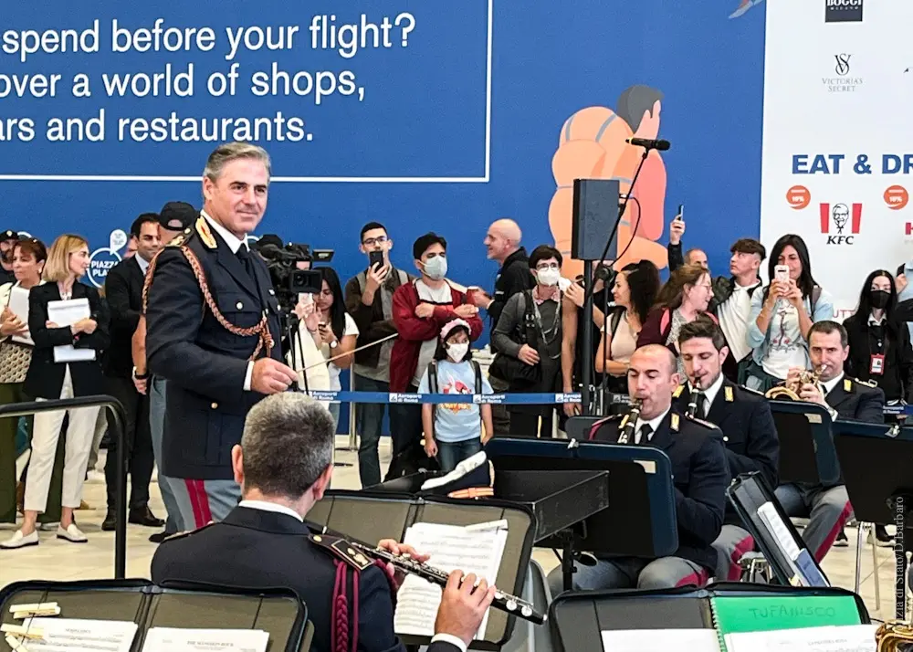 La Fanfara suona all'aeroporto di Fiumicino "Leonardo da Vinci"
