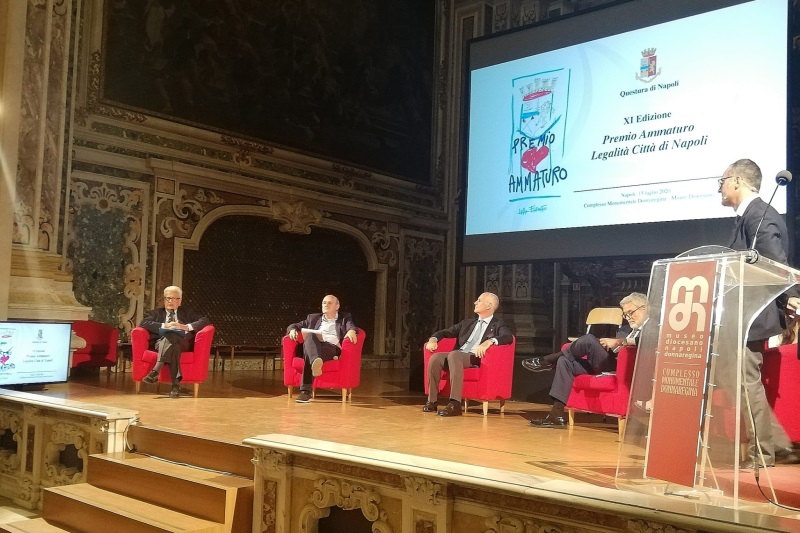 Lo svolgimento della XI edizione del Premio Ammaturo-Legalità Città di Napoli nel Complesso monumentale Donnaregina.
