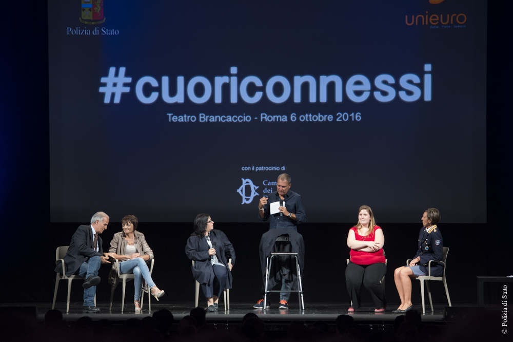 La presentazione dell'evento #cuoriconnessi e la firma del protocollo d'intesa con Unieuro