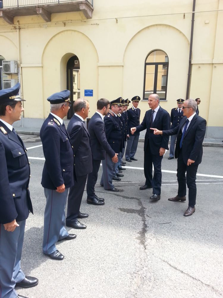 Il capo della Polizia alla Scuola allievi agenti per la cerimonia di giuramento del 188° corso