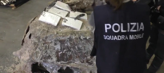 Bologna: 760 chili di cocaina sequestrata e 5 arresti
