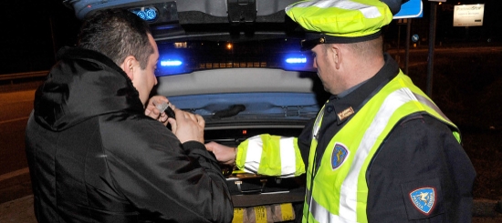 polizia stradale alcol test