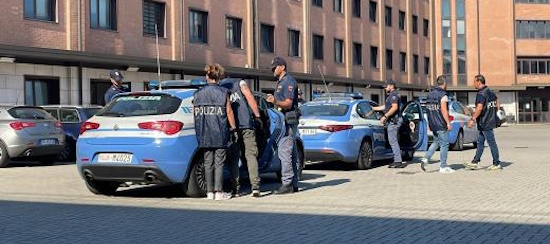 Modena: 3 minorenni denunciati per rapina