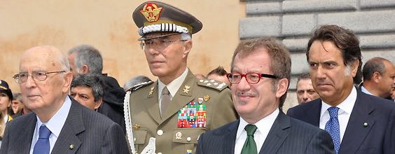 Il presidente della Repubblica, il ministro dell'Interno, il capo della Polizia e il consigliere per gli affari militari del presidente della Repubblica