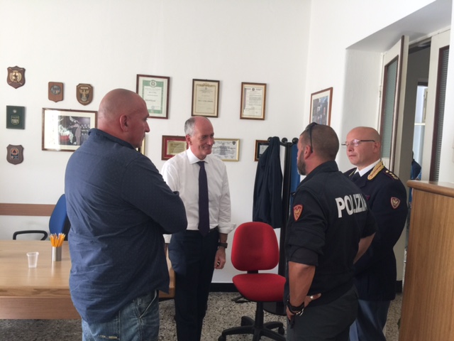Genova, il capo della Polizia Franco Gabrielli incontra gli uomini del Reparto mobile