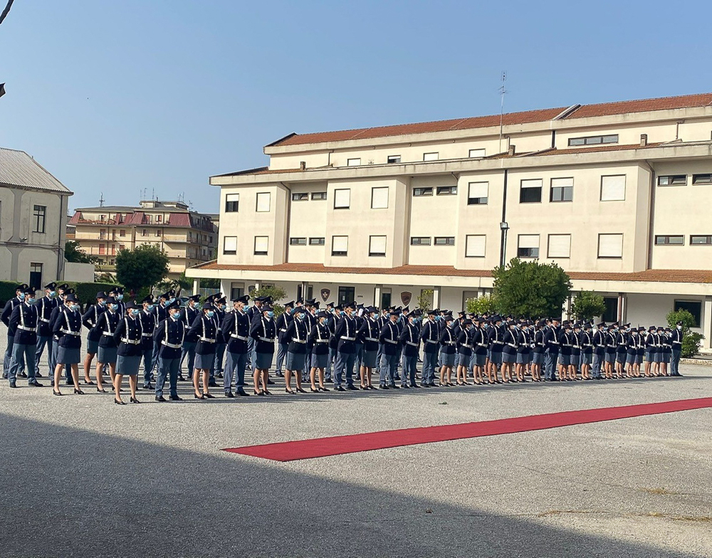 Il giuramento degli allievi agenti del 212° corso a Vibo Valentia