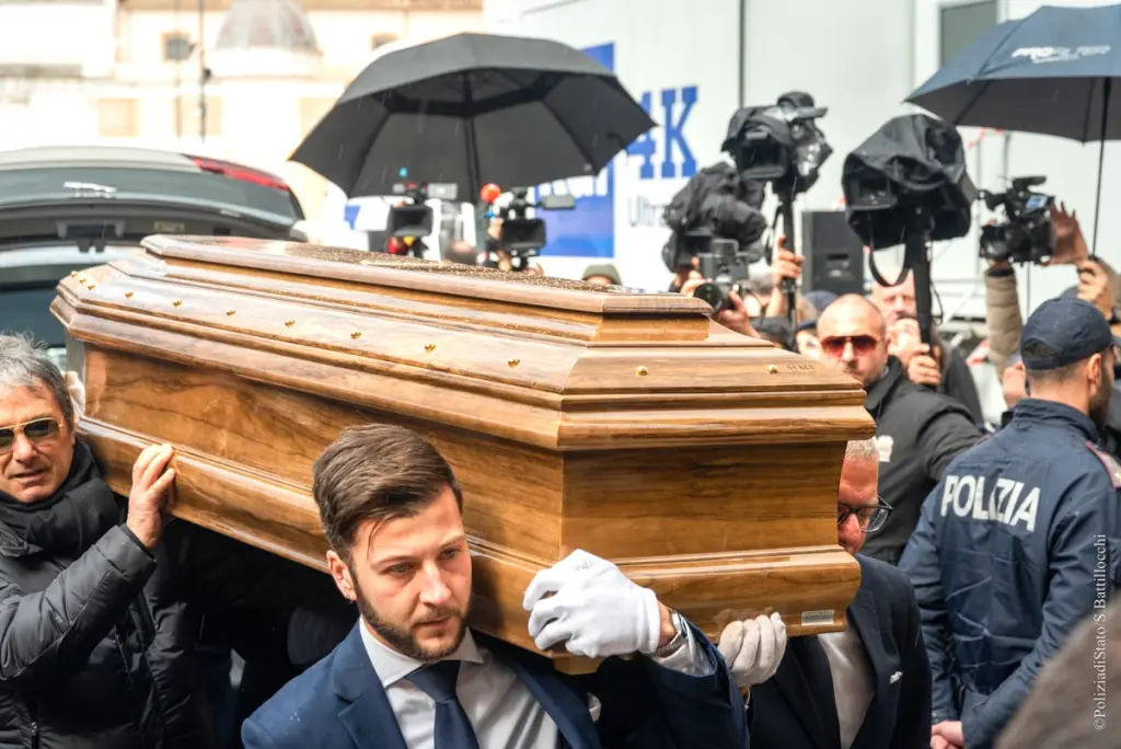 Le foto del funerale di Maurizio Costanzo 2