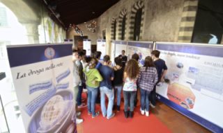 visitatori al festival della scienza