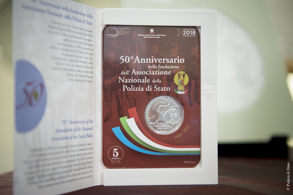 La presentazione della moneta celebrativa dei 50 anni dell'Anps