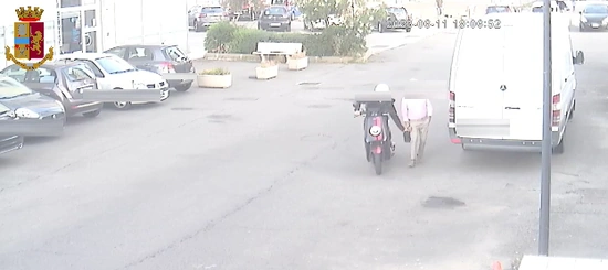 Cosenza, arrestato il “ladro in scooter”