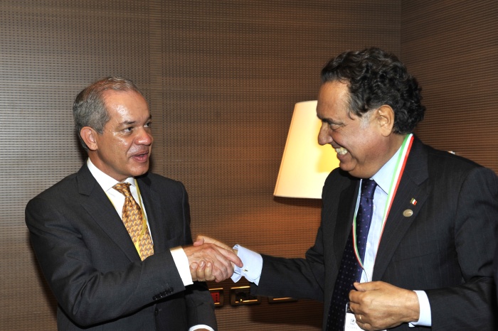 L'incontro con il delegato della Colombia in occasione dell'81^ Assemblea Interpol