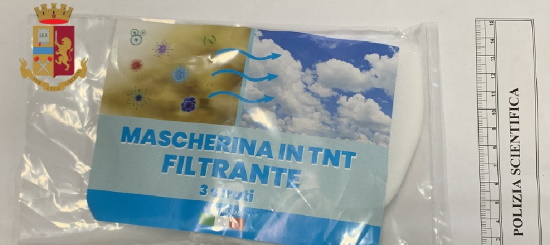 mascherina finta