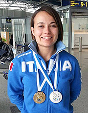 Viviana Bottaro con le due medaglie vinte ai campionati europei 2014