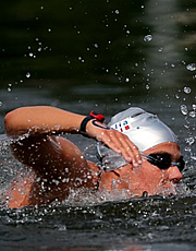 Martina Grimaldi delle Fiamme oro nuoto gran fondo
