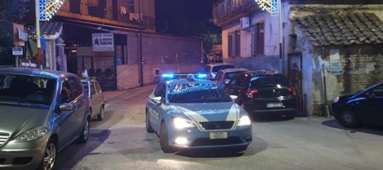 Salerno, 5 arresti per rapina e tentata estorsione