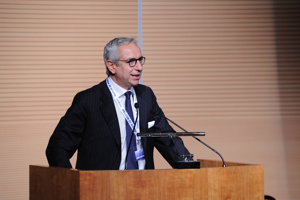 L'intervento del vice direttore generale di Unicredit Paolo Fiorentino durante la presentazione del progetto "Of2cen"