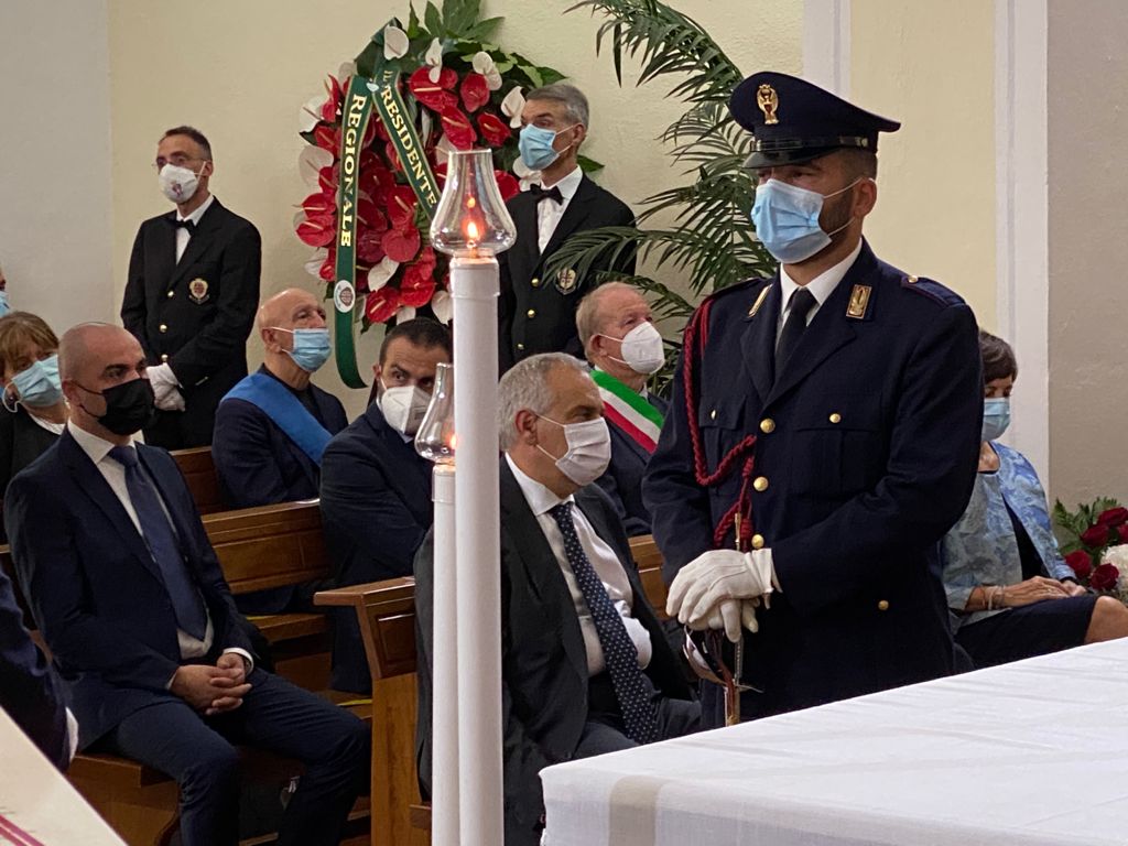 I funerali dell'assistente della Polizia di Stato Marino Terrezza