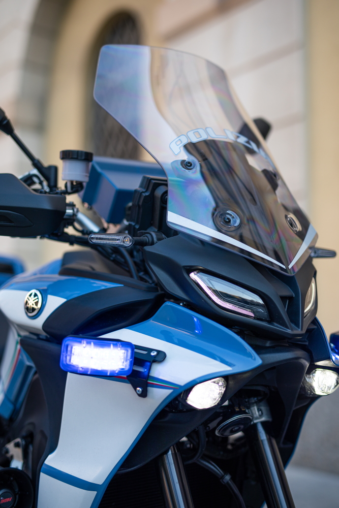 La nuova Yamaha Tracer 9 della Polizia di Stato