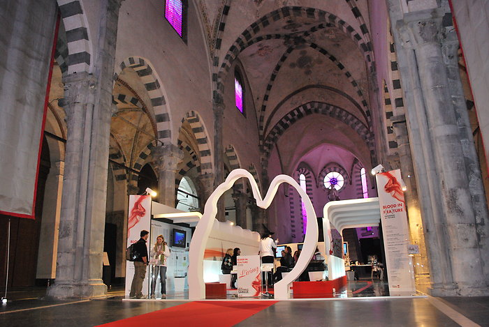 Il festival della scienza 2009 a Genova nella ex chiesa di S. Agostino