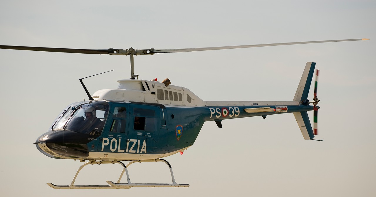 elicottero AB206