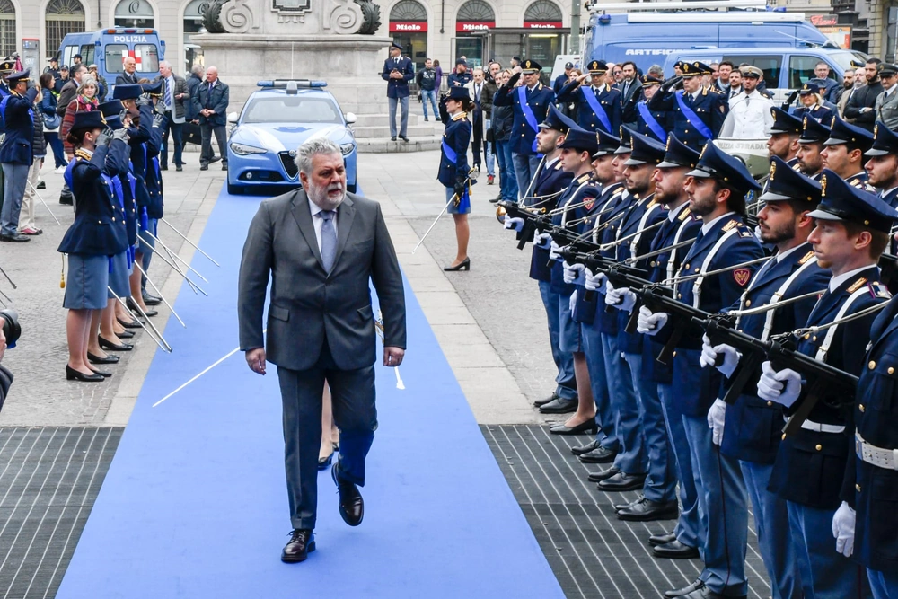 Le celebrazioni nella città di Torino per il 171° anniversario della Fondazione della Polizia
