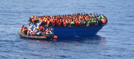 Barcone di immigrati clandestini