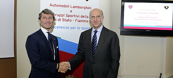 Il capo della Polizia Alessandro Pansa e l'amministratore delegato di Automobili Lamborghini S.p.a. Stephan Winkelmann