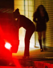 Prostitute sul marciapiede