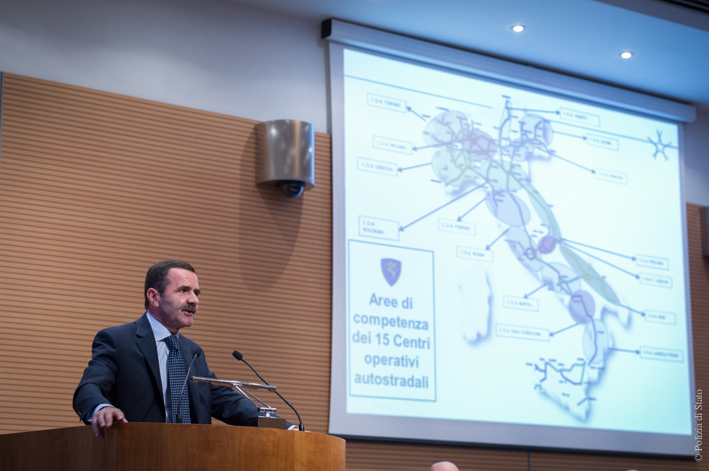 L'intervento del presidente di Viabilità Italia e direttore della Polizia stradale Giuseppe Bisogno durante la conferenza di presentazione del Piano per l'esodo estivo 2015