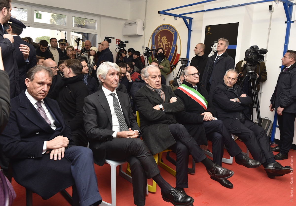 Inaugurazione della palestra a Roma nel quartiere di San Basilio con la sezione di pugilato giovanile delle Fiamme oro