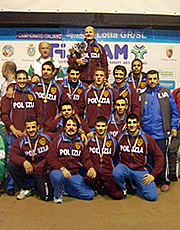 La squadra di lotta delle Fiamme oro campione d'Italia 2010